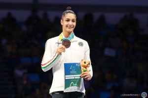 podium app sfe07257 simone ferraro ph